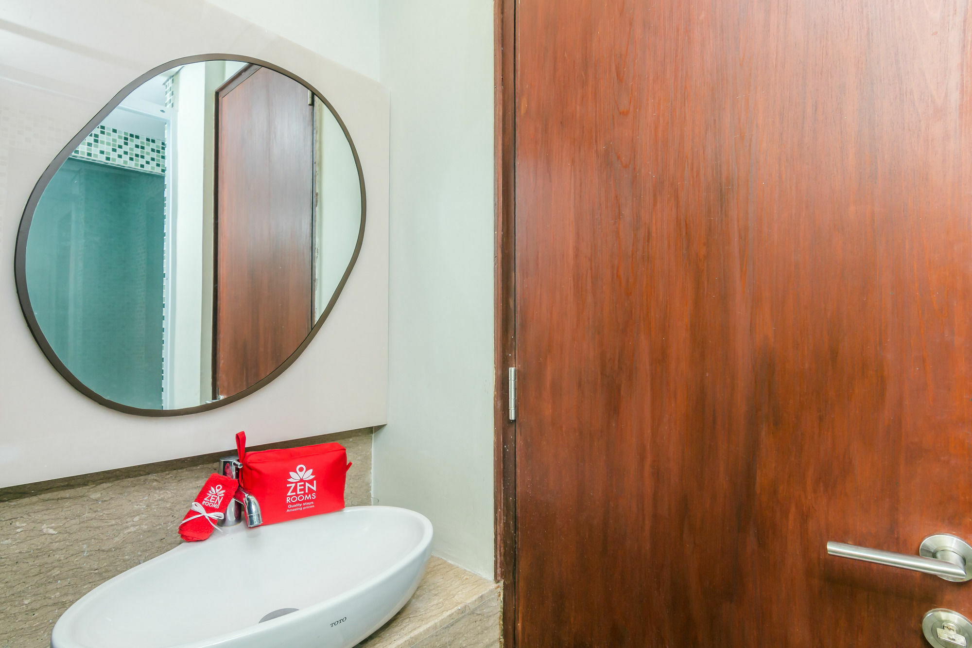 Zen Rooms Legian Werkudara Seminyak  Luaran gambar